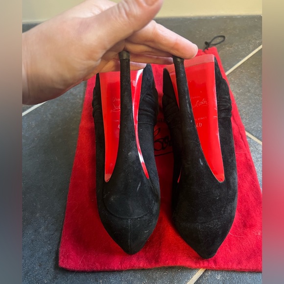 Authentic Christian Louboutin Greissimo Black Suede Peep Toe Heels Sz 40 (9–9.5) - Picture 5 of 11
